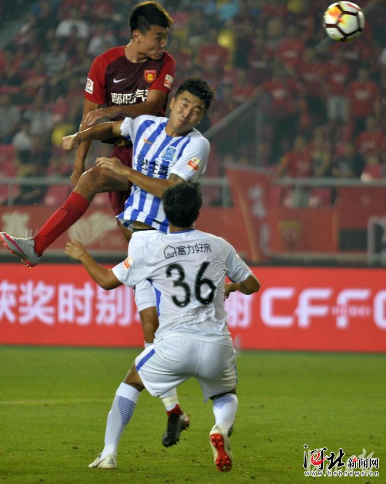 关于富力客场战平恒大,中超榜首之争持续紧张的信息 关于富力客场战平恒大,中超榜首之争持续紧张的信息