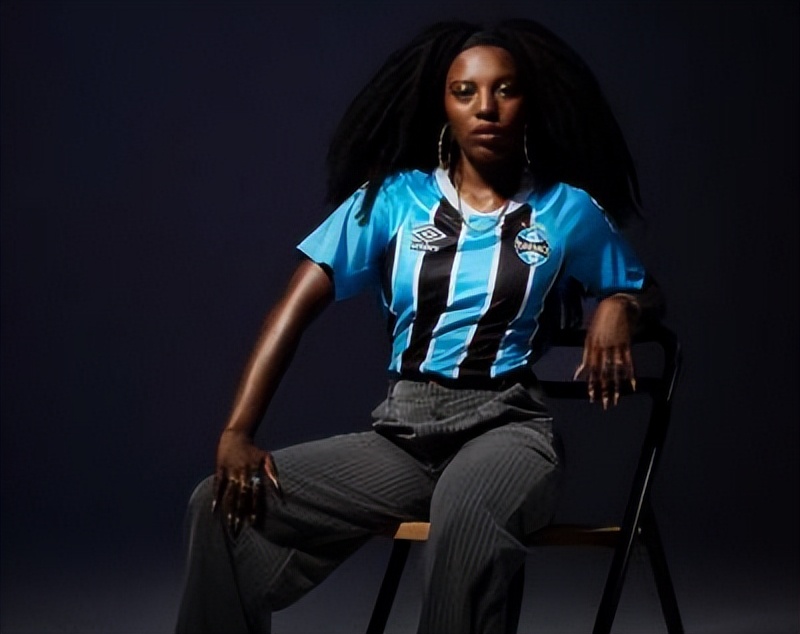 九游娱乐app下载-包含格雷米奥在主场表现出色，豪取三分的词条