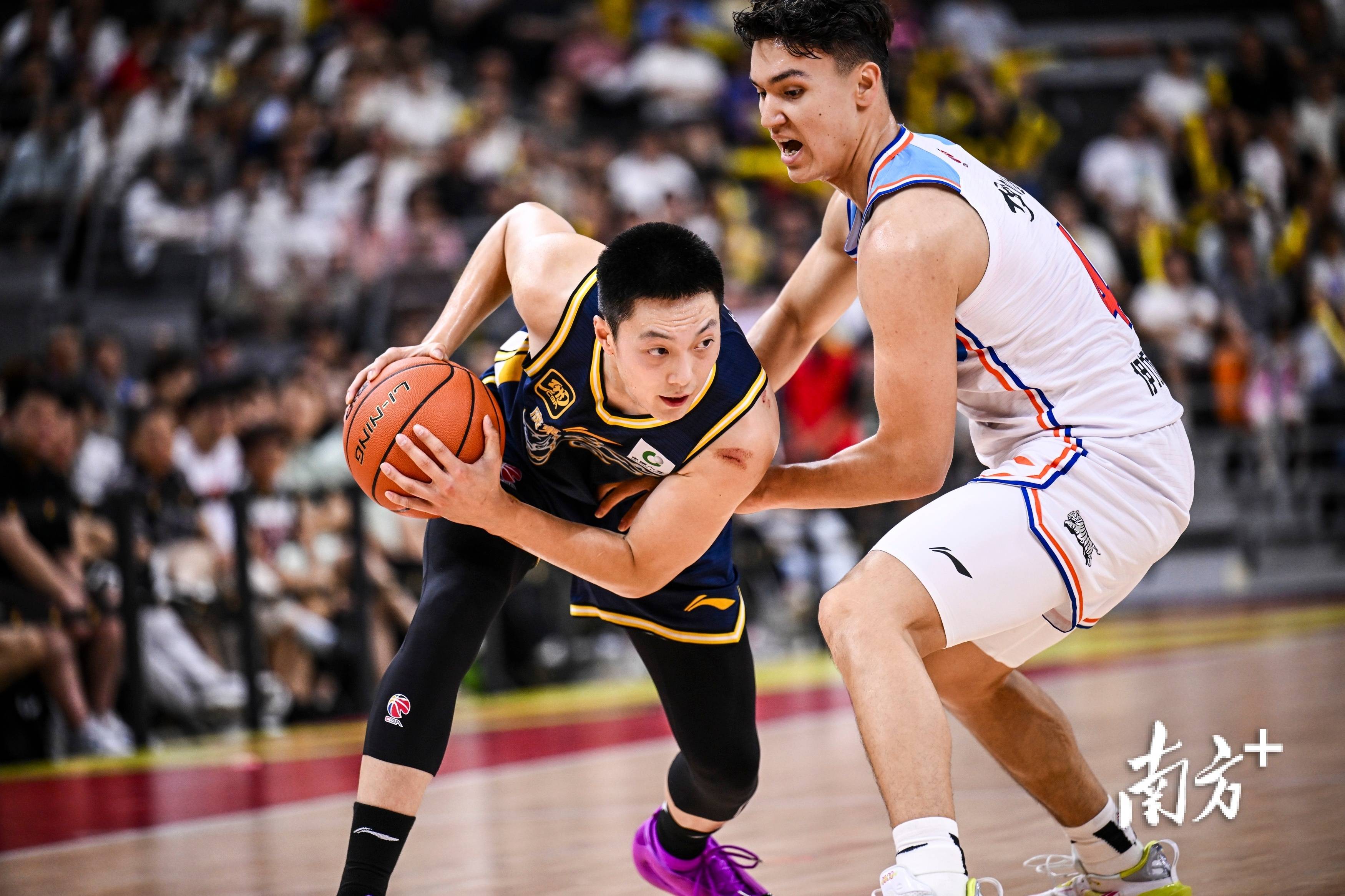 摩朗圣日耳曼大获胜利,赛季开门红 摩朗圣日耳曼大获胜利,赛季开门红