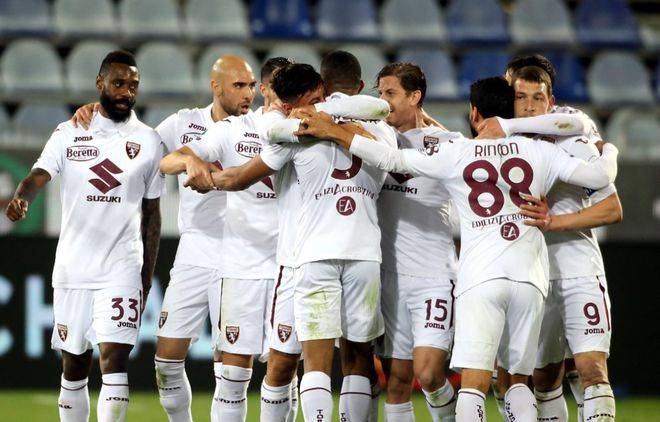 关于热那亚后卫遭遇伤病,或将缺席下一场比赛的信息 关于热那亚后卫遭遇伤病,或将缺席下一场比赛的信息