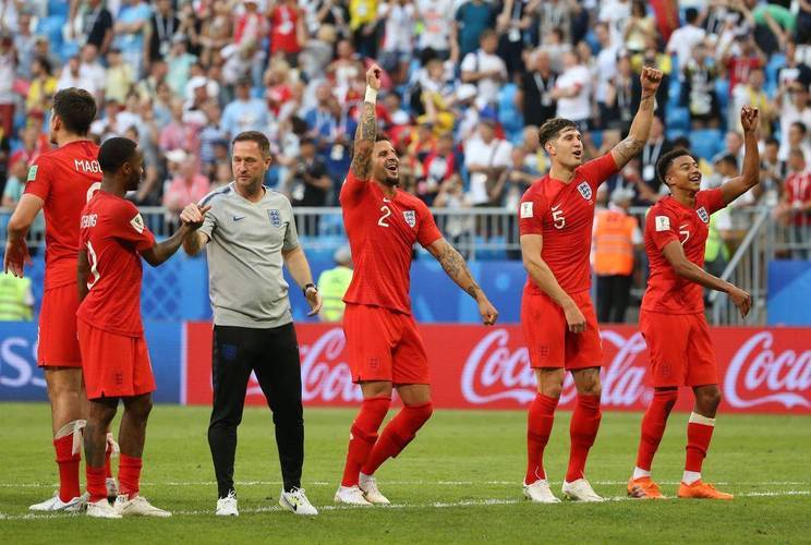 荷兰战胜波黑,成为全队焦点 荷兰战胜波黑,成为全队焦点