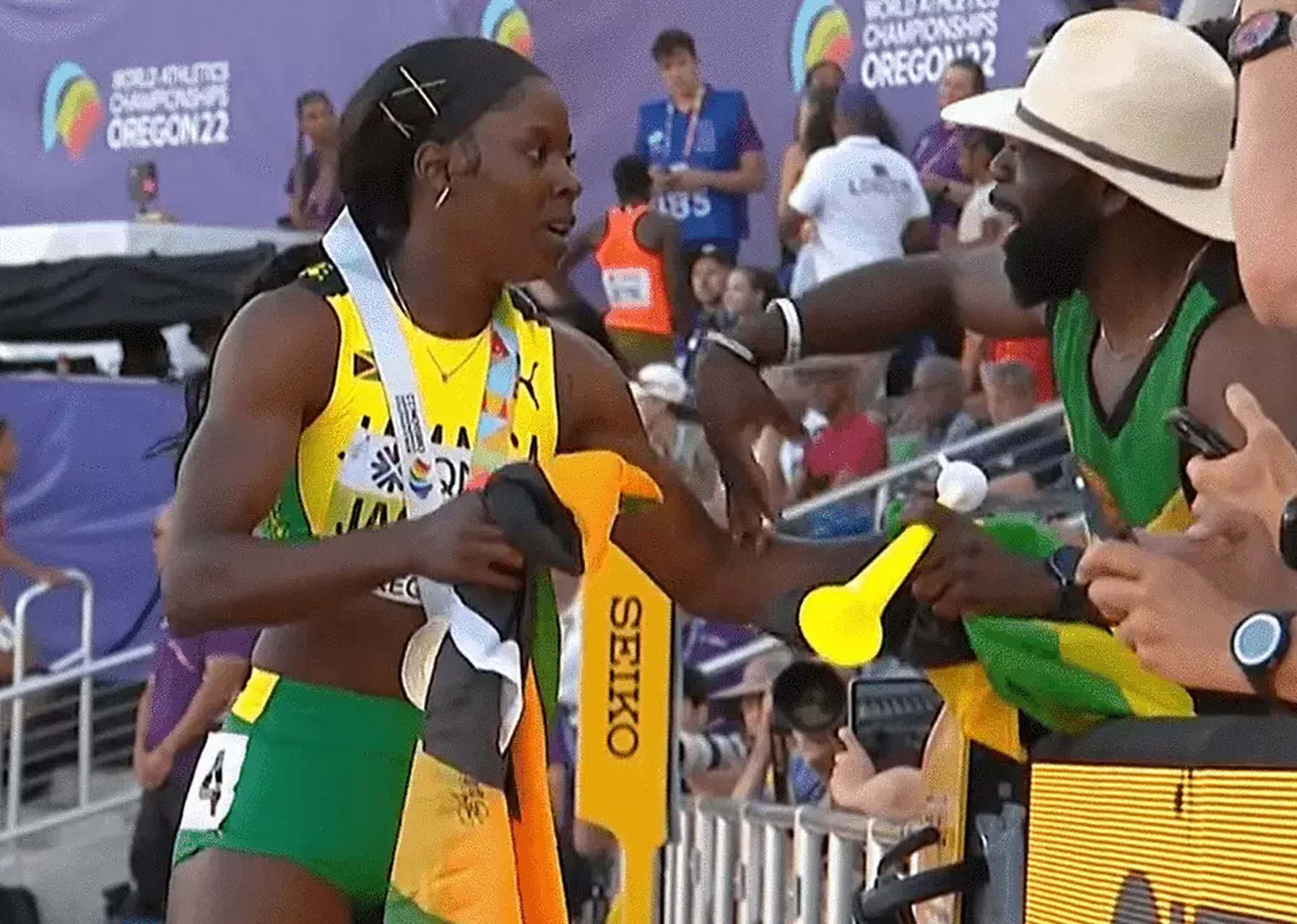 包含田径女子百米预赛:牙买加选手表现抢眼的词条 包含田径女子百米预赛:牙买加选手表现抢眼的词条