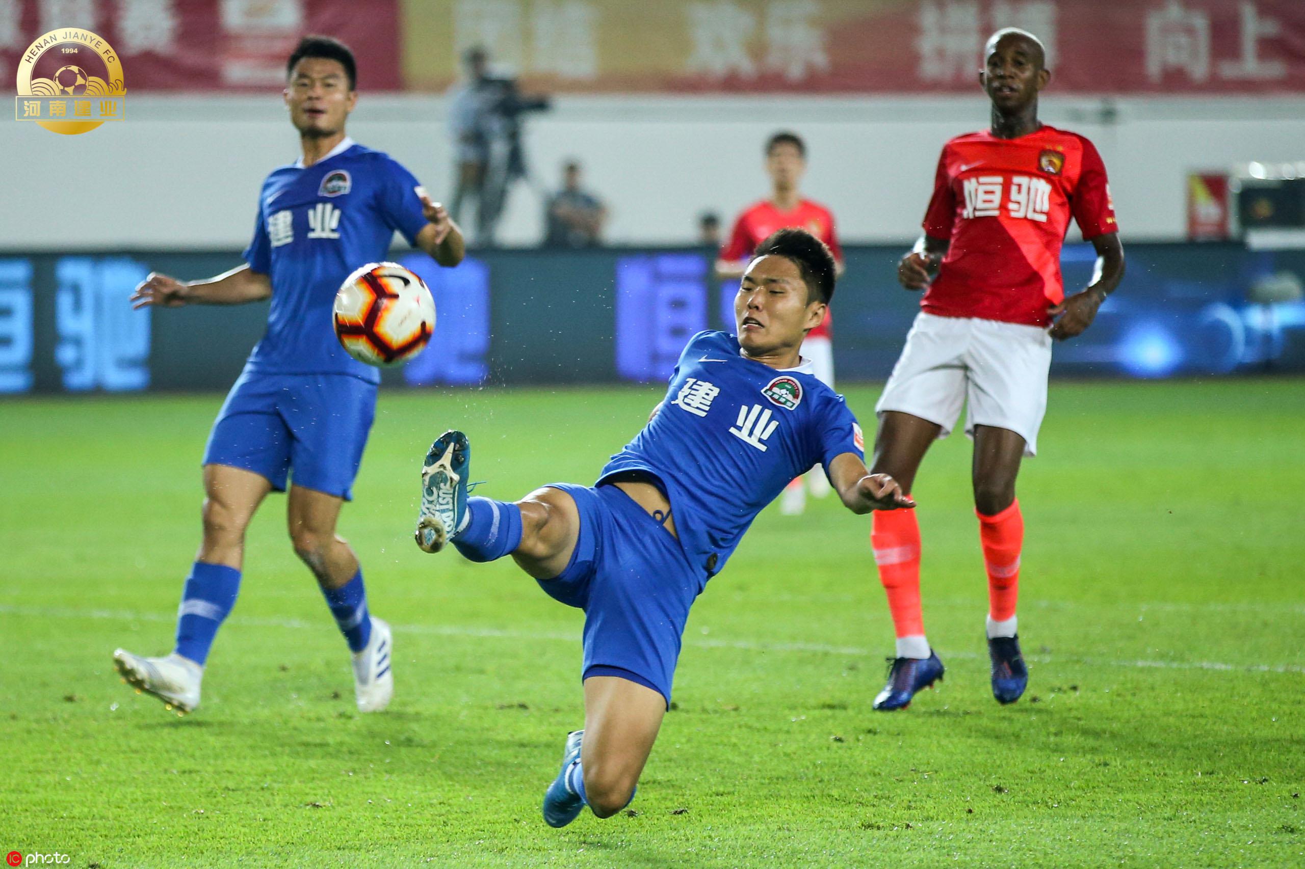 神奇举动颠覆局势,带领球队逆袭 神奇举动颠覆局势,带领球队逆袭