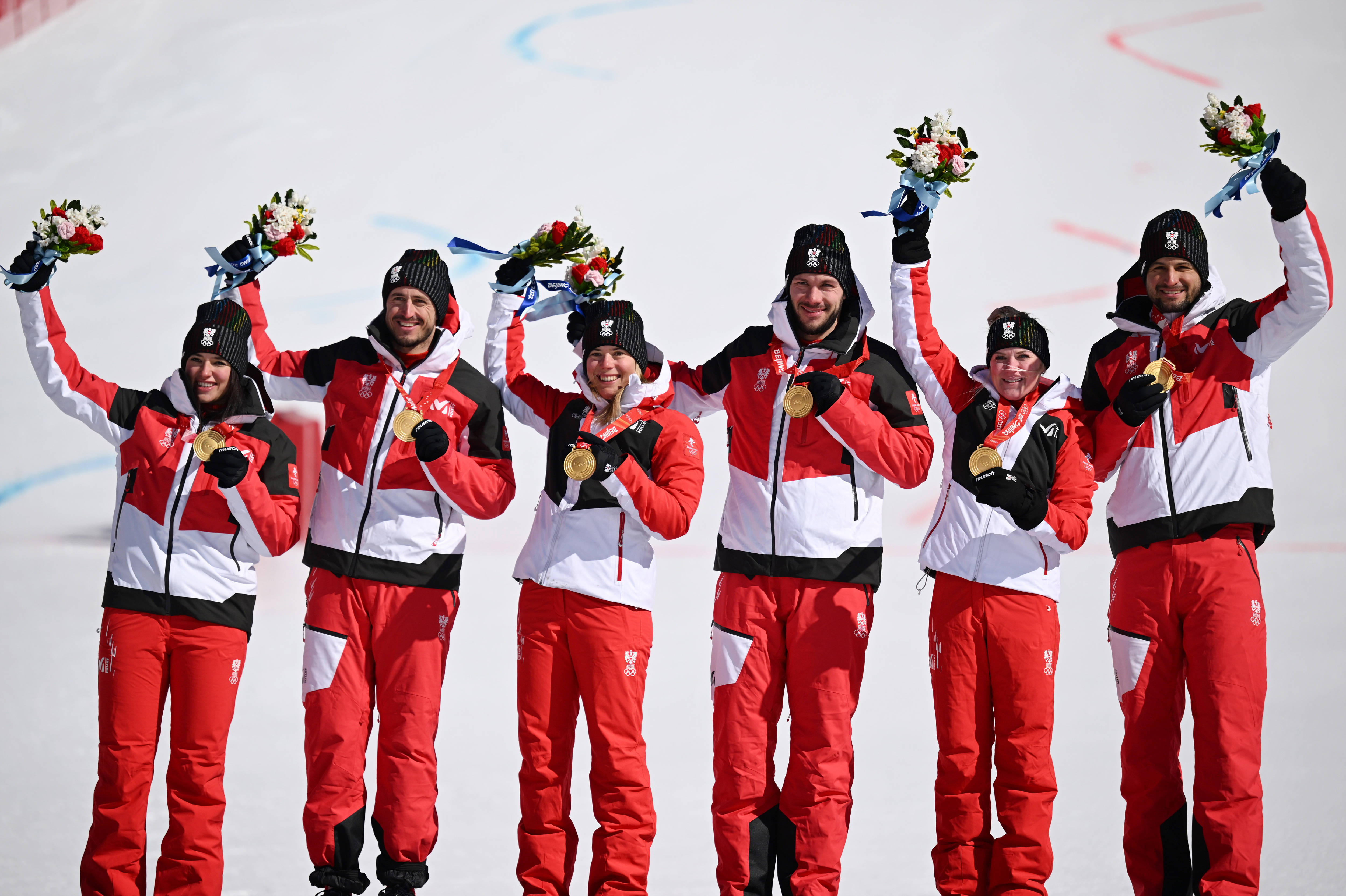 九游体育直播-奥地利队在比赛中展现出优秀的球技和战术意识