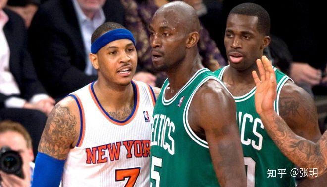 兀士萨拉球场双方战成平局,悬念不减 兀士萨拉球场双方战成平局,悬念不减