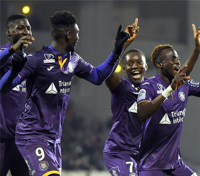 九游娱乐网站-尼斯主场逼平兰斯,保持不败