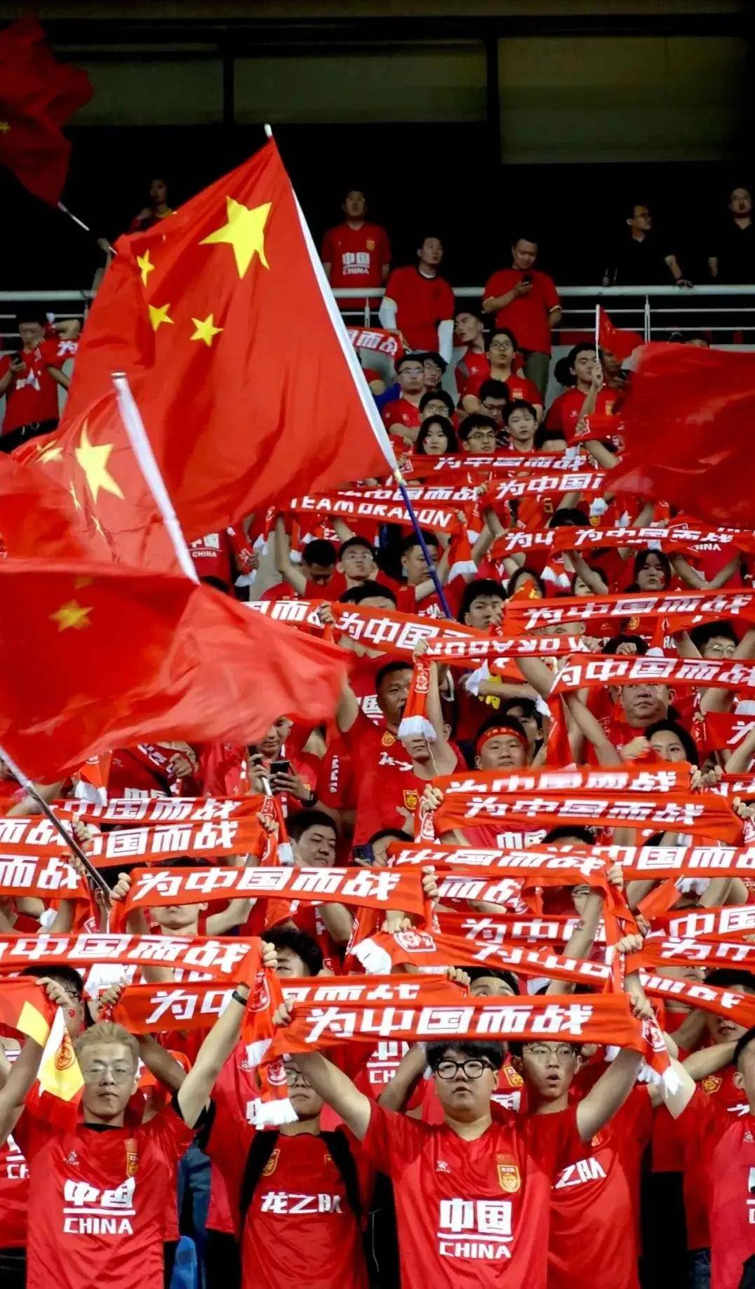 九游APP-中国足球联赛热火朝天,球队拼搏进取