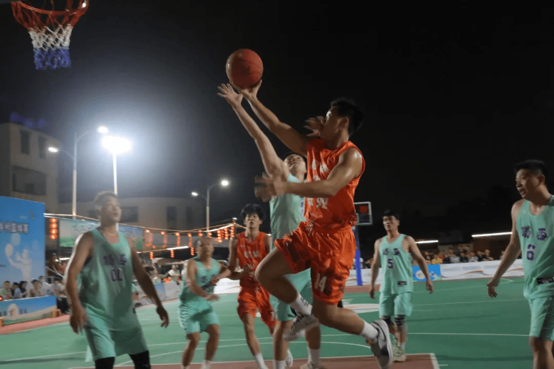 九游娱乐app下载-篮球比赛场地状况差,或将对球队发挥造成影响