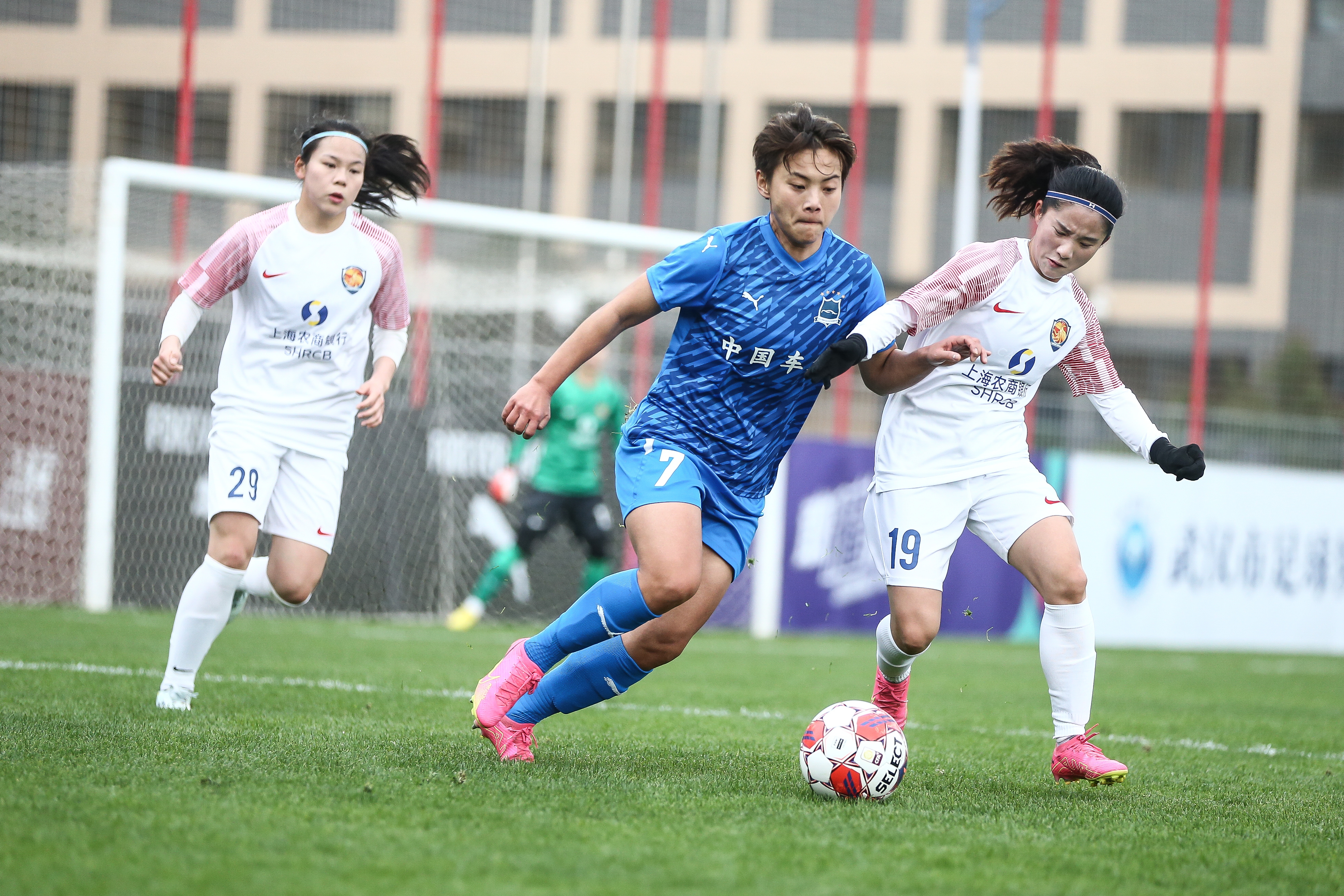 九游娱乐网站-哈萨克斯坦女足备战实战百战百胜