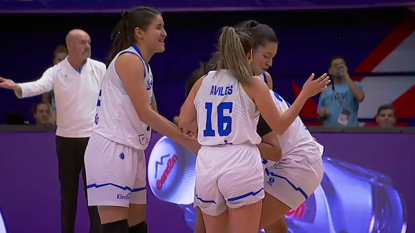 哥伦比亚女篮队努力晋级美洲杯次轮