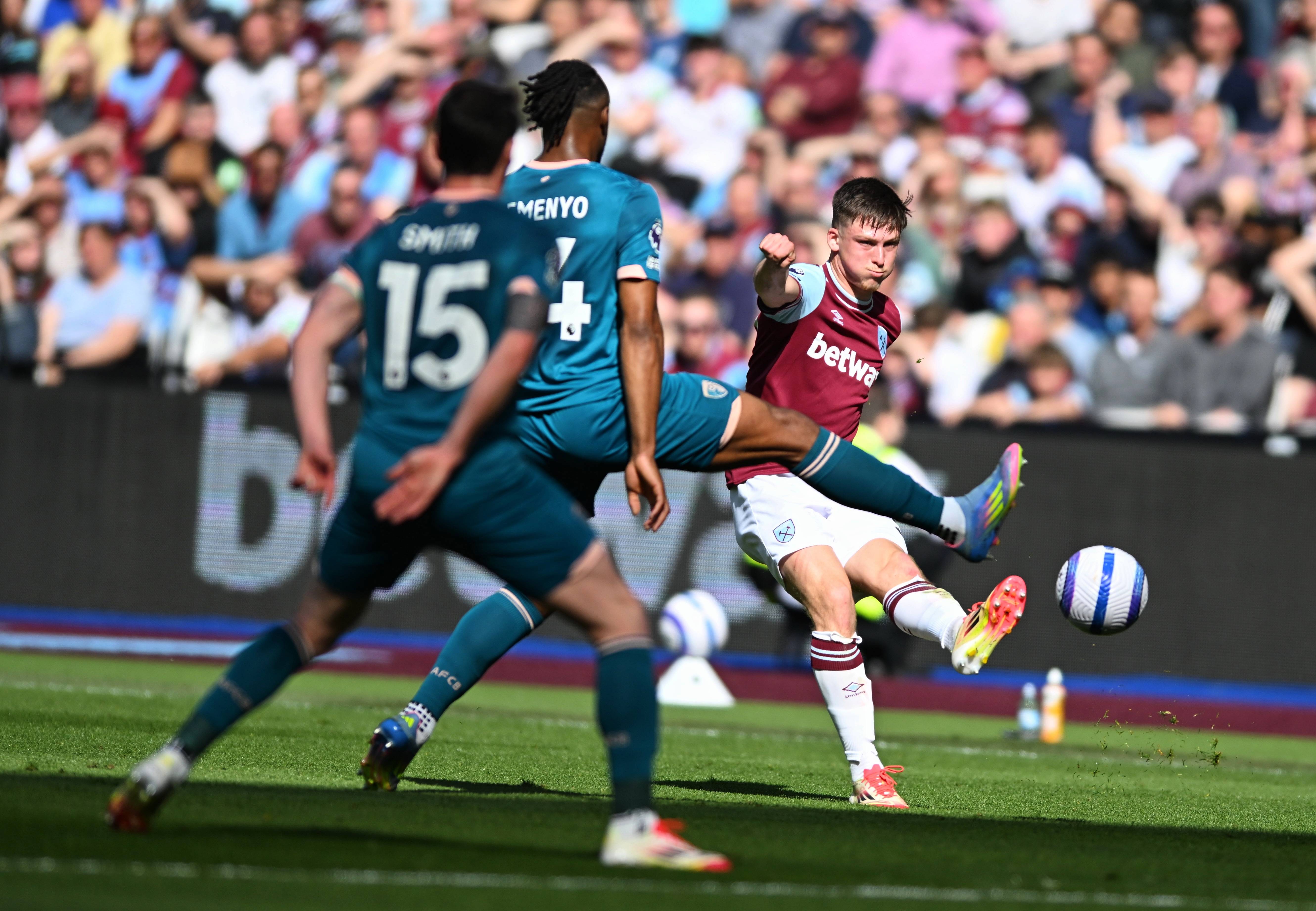 关于伯恩利客场不敌西汉姆，遭遇连败的信息