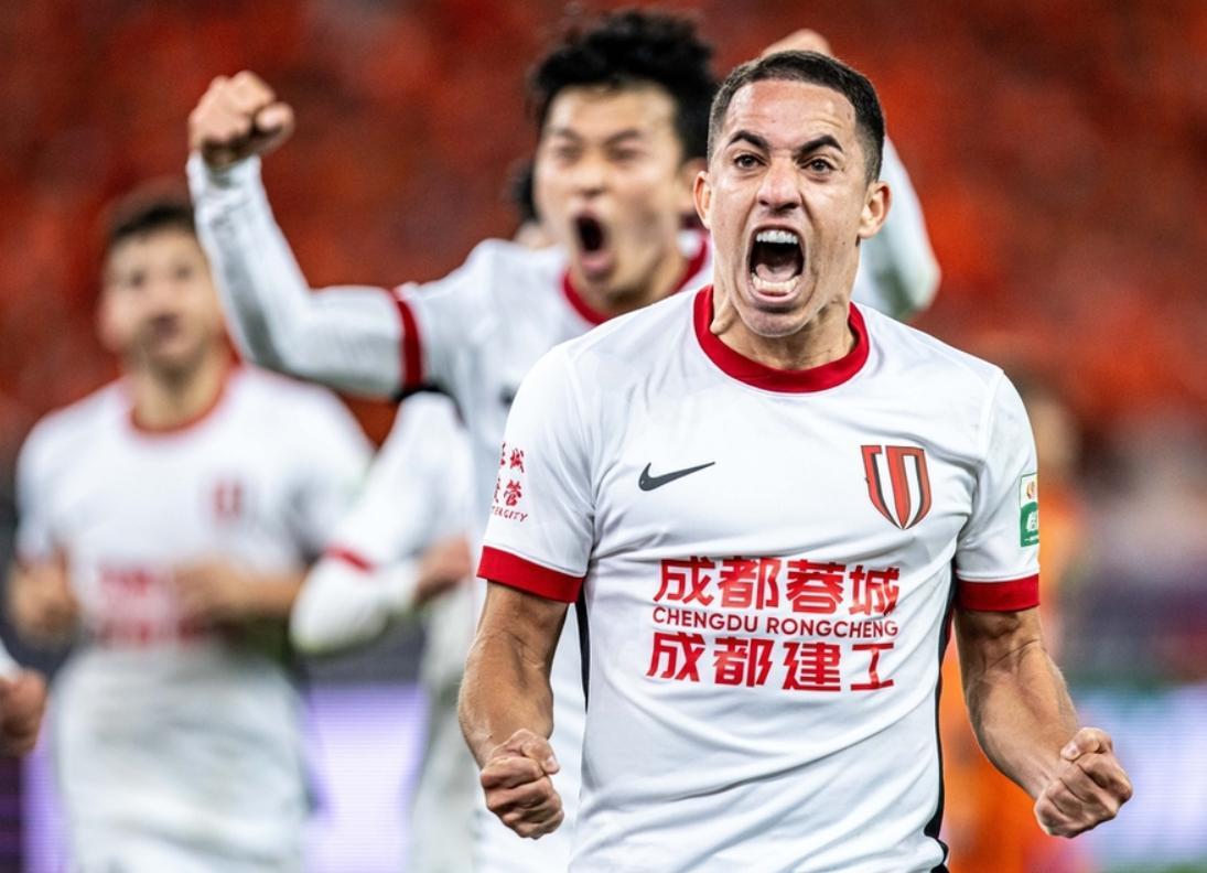 九游体育直播-中超豪强惊险脱颖而出,逆袭成功的简单介绍