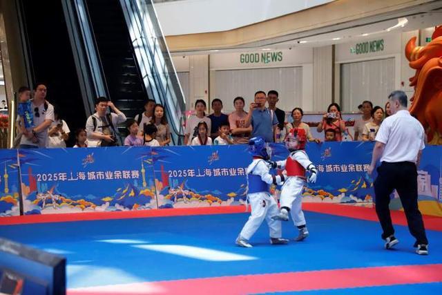 九游APP-非洲精英赛场:热血对抗点燃全场