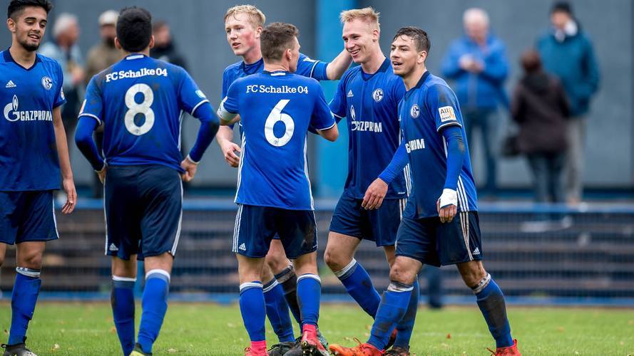 九游APP-沙尔克客场大捷，球队士气大振的简单介绍