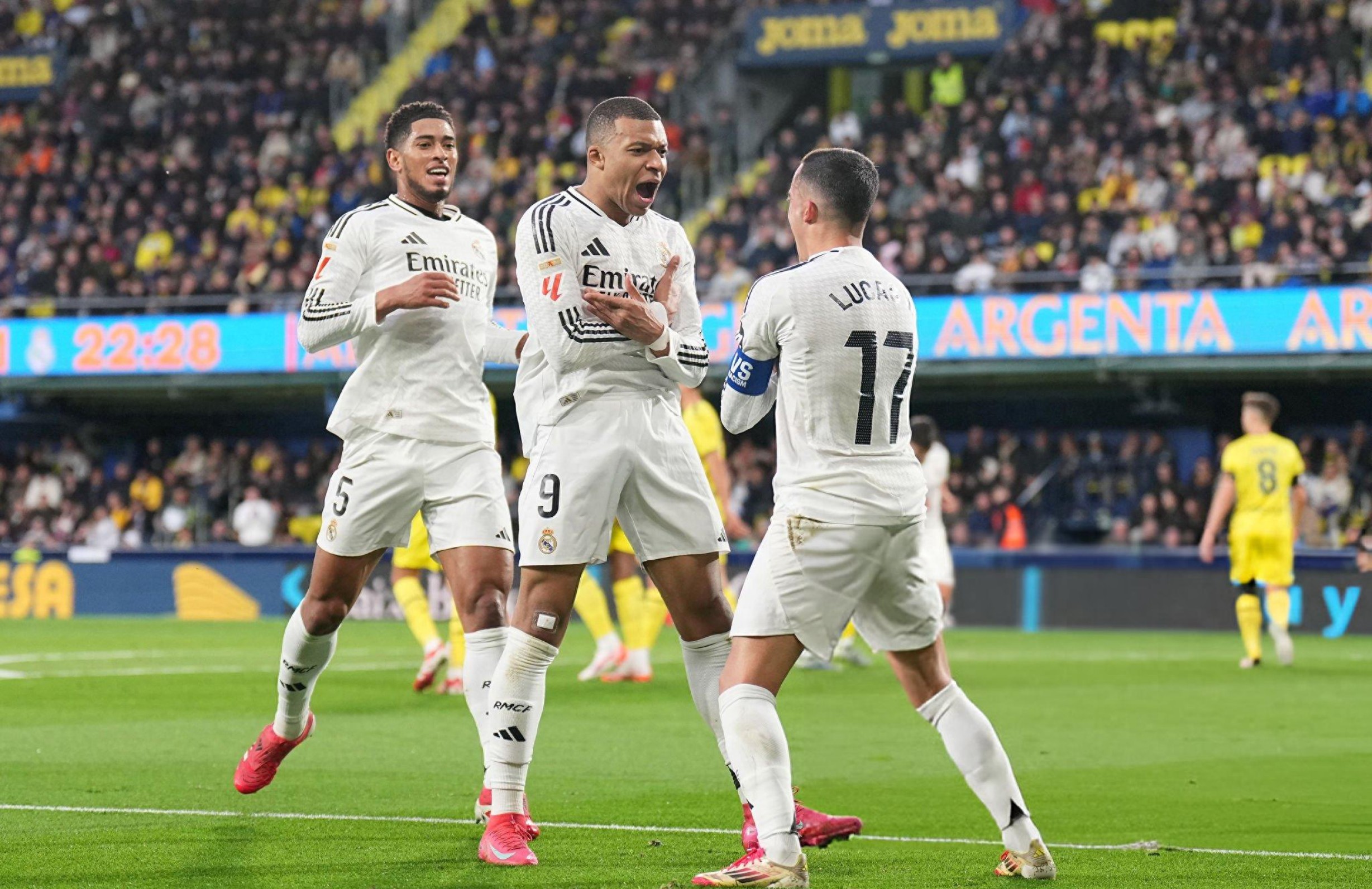 九游娱乐入口-关于巴西前锋梅开二度,成为球队胜利保障的信息