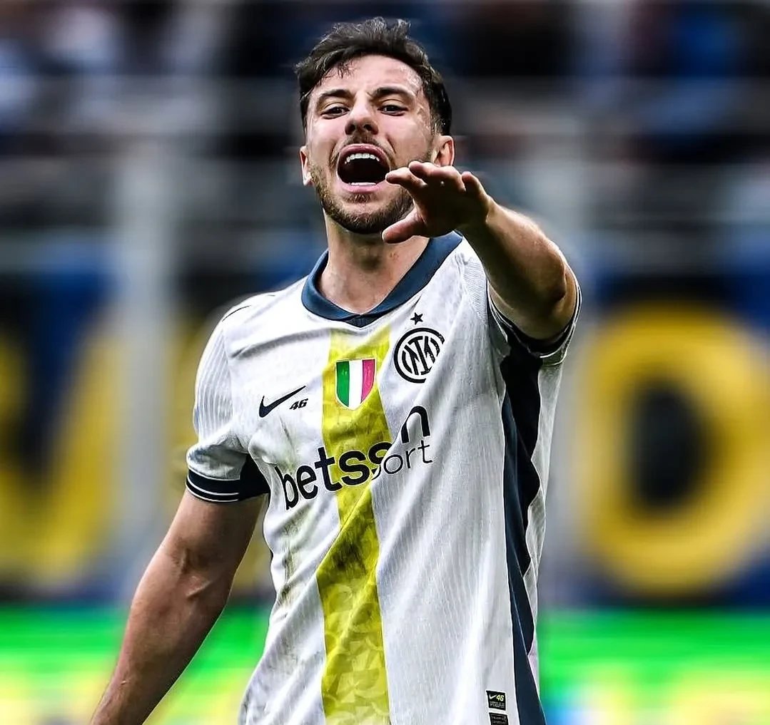 关于巴西前锋梅开二度,成为球队胜利保障的信息 关于巴西前锋梅开二度,成为球队胜利保障的信息