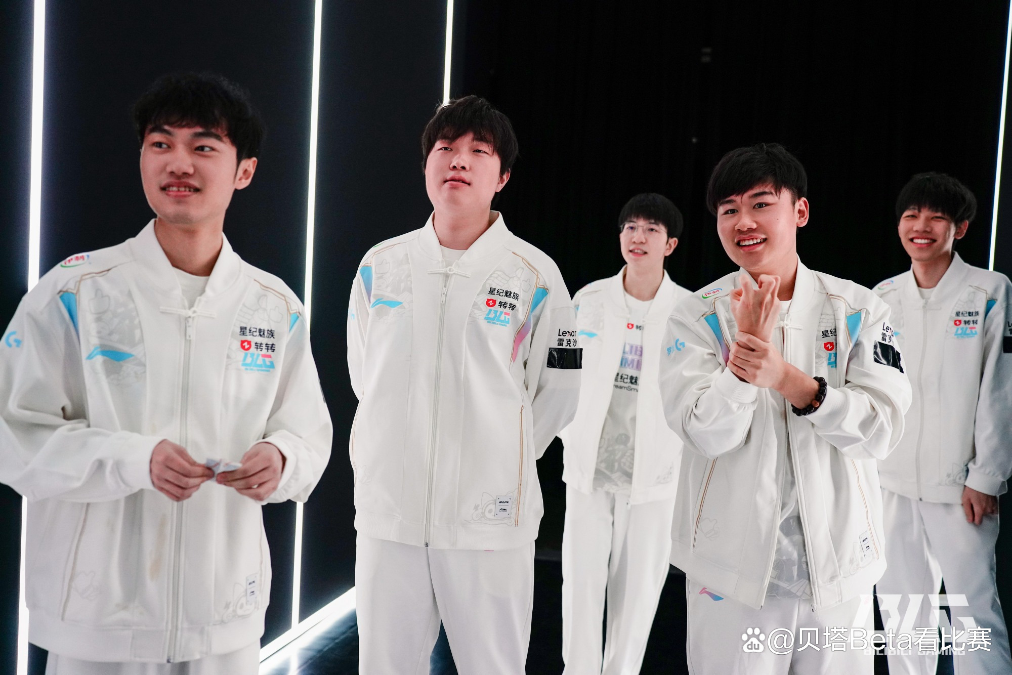 BLG绝杀RNG，Peanut线上压制力十足激烈交锋成都决赛之夜，留下经典瞬间