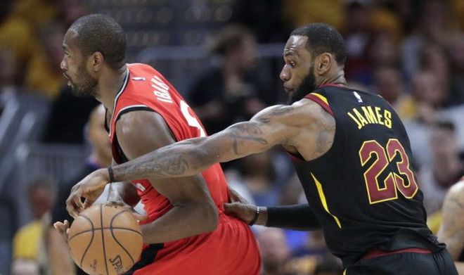 猛龙胜负悬念,对手角逐最后时刻过瘾 猛龙胜负悬念,对手角逐最后时刻过瘾