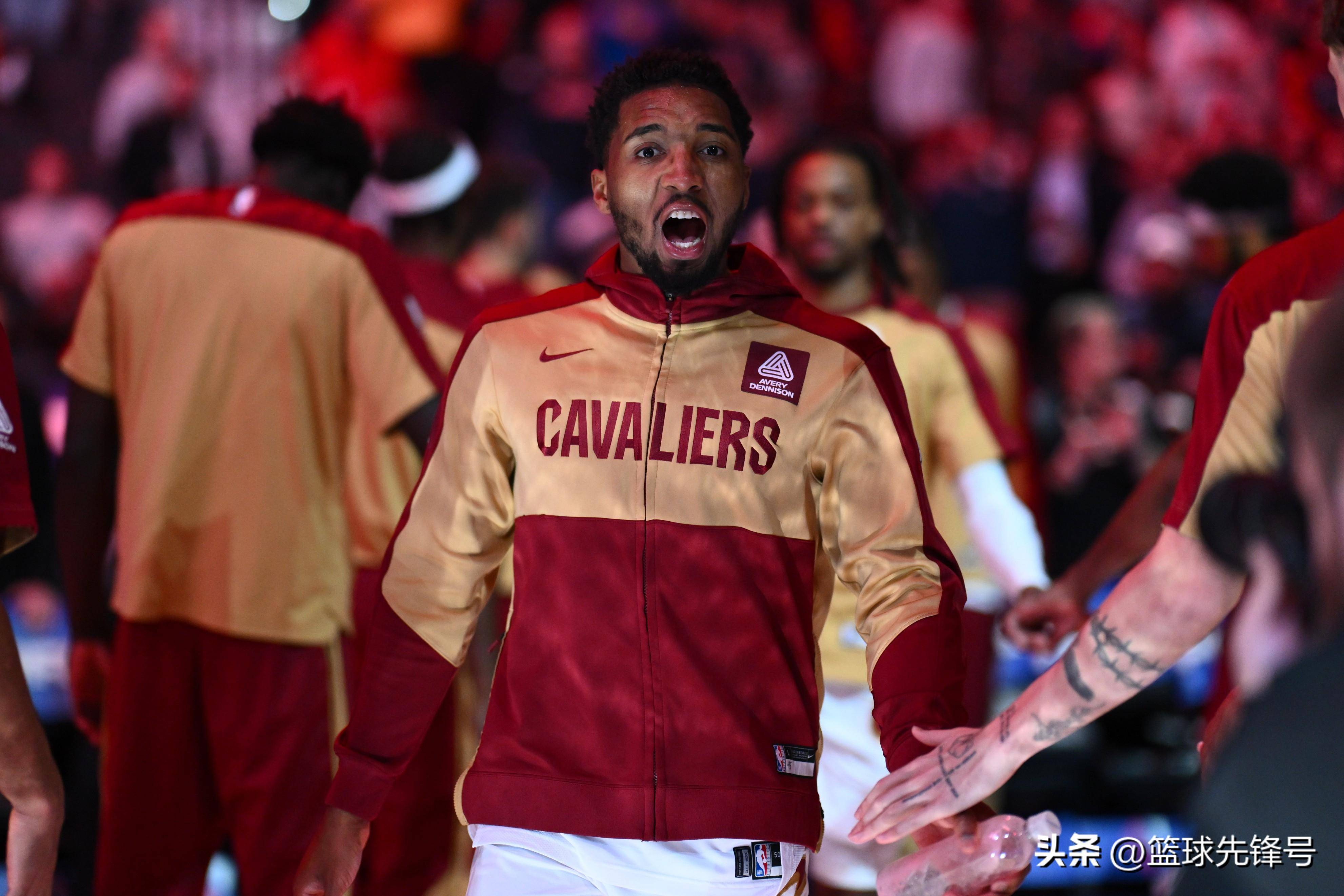 骑士队遭到公牛逆转,客场失利 骑士队遭到公牛逆转,客场失利