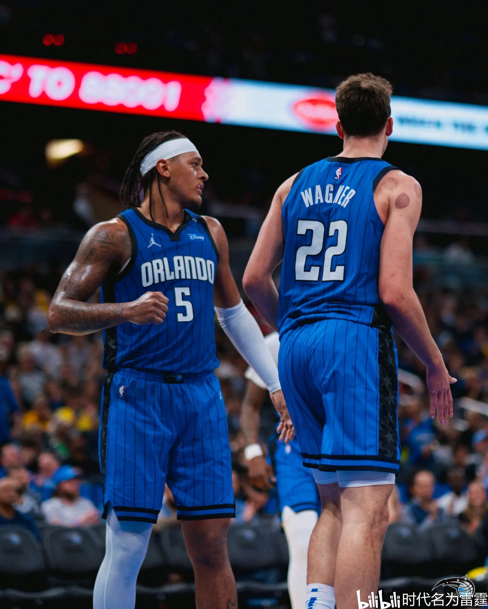 九游娱乐官方网站-雄鹿惜败湖人，詹皇神奇表现力压对手