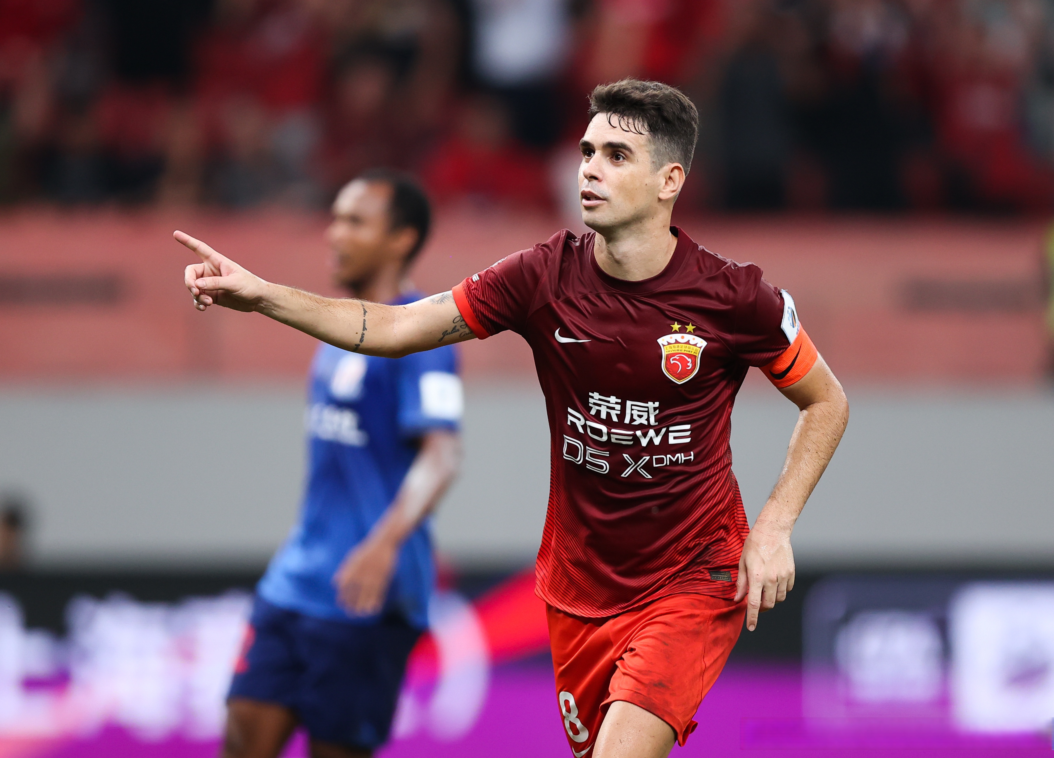 梅斯青训新秀崭露头角,为球队赢得法甲胜利 梅斯青训新秀崭露头角,为球队赢得法甲胜利