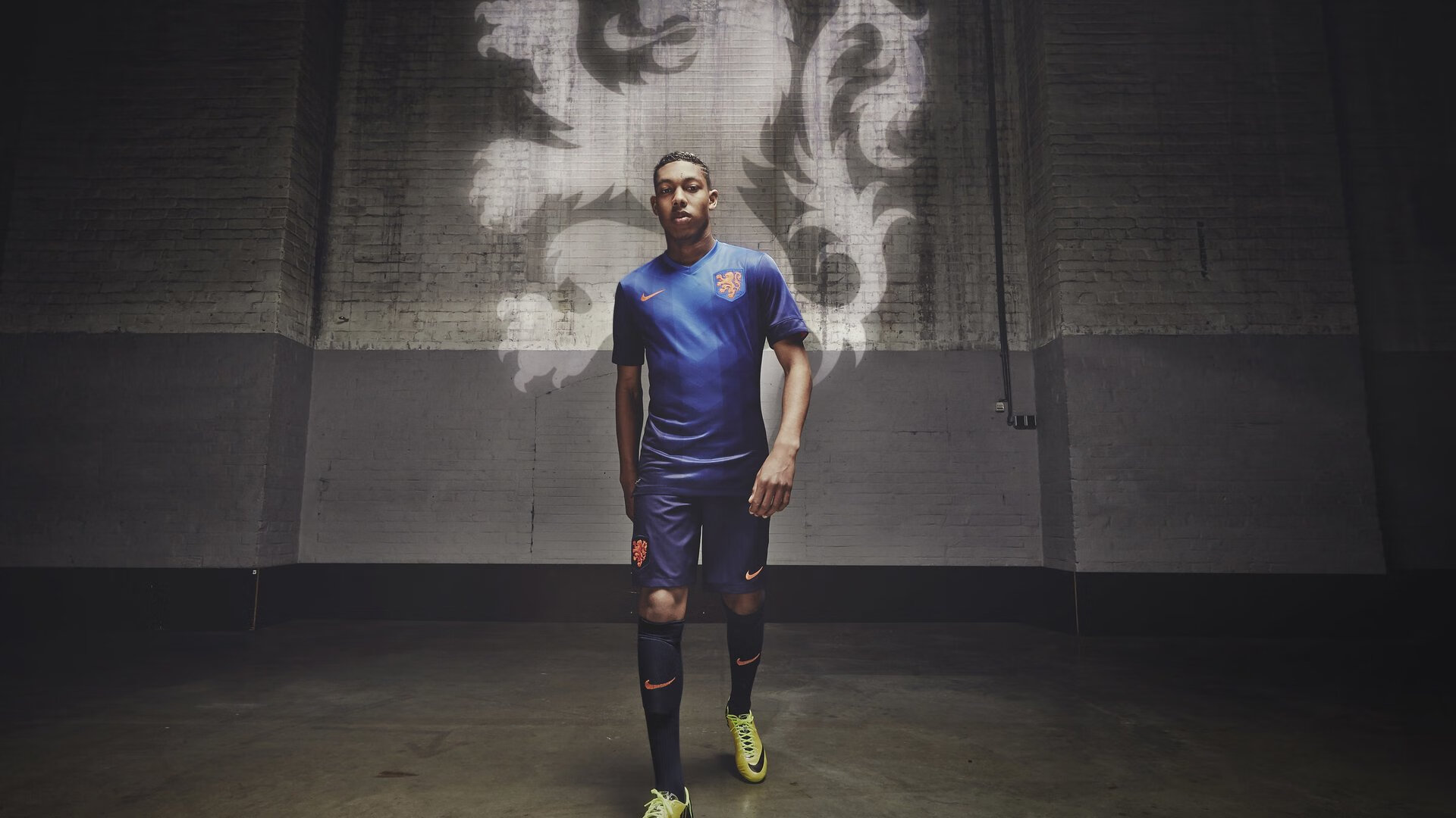 银河巨舰碾碎雷恩,克瓦拉茨赫利亚的爆破手表演