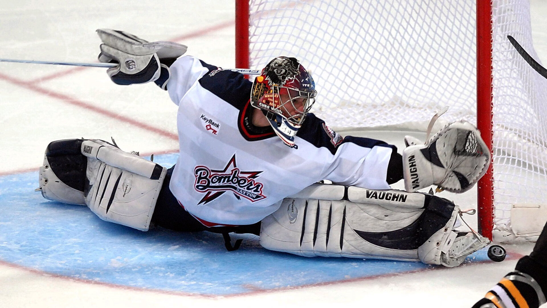 九游app下载-从利拉德式防守到团队碾压,北京队如何锁死黄蜂