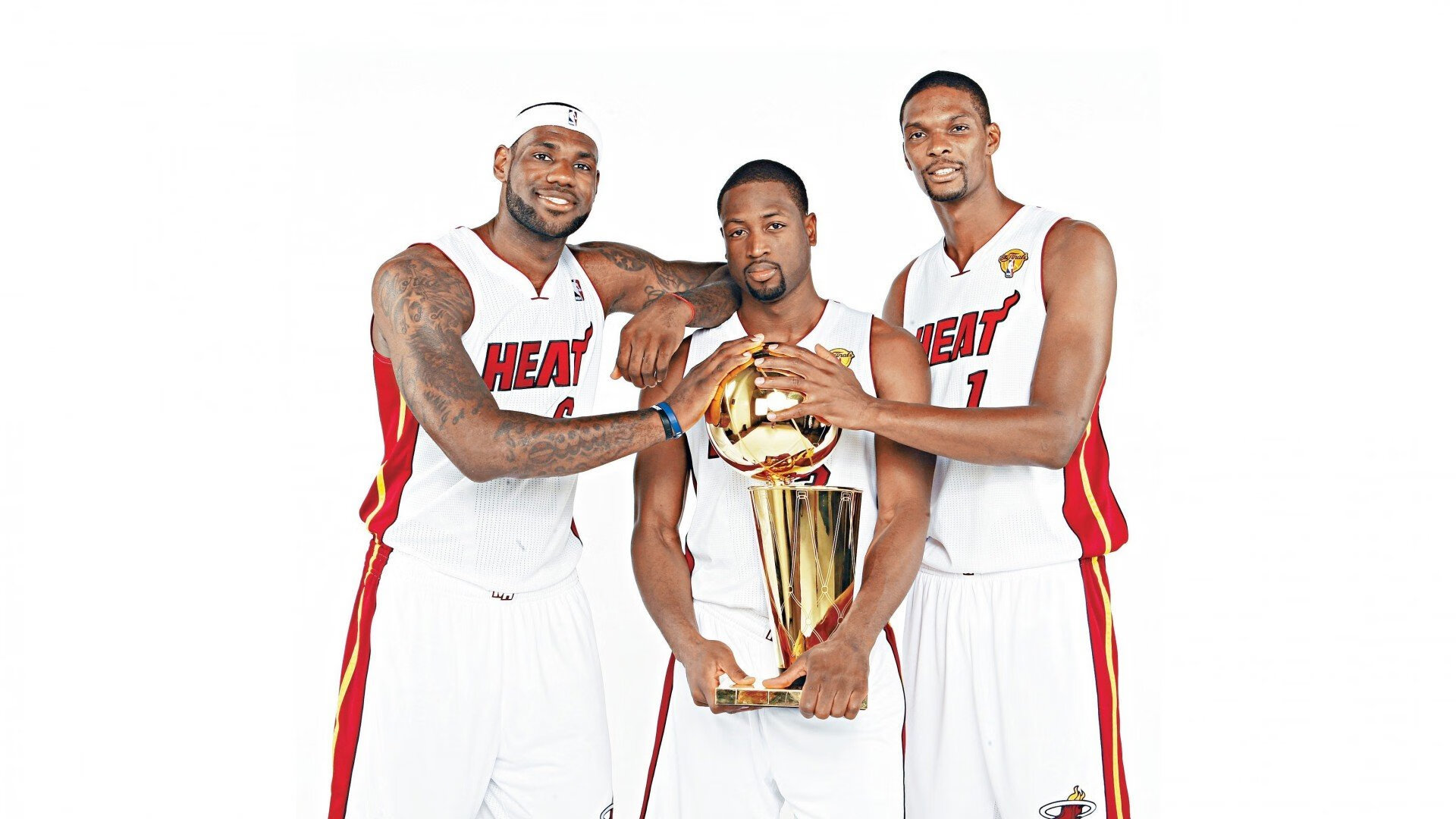 九游体育直播-当冰原长啸遇见辽河怒吼,马克西的不可能进球如何撕裂时空